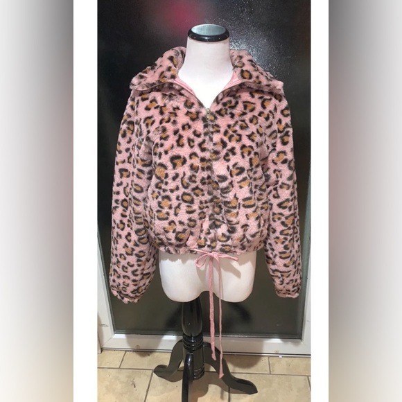 NWT Victorias Secret PINK Know One Cares Fur Leopard Cheetah Coat Jacket M - Picture 4 of 7